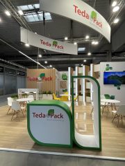 Teda Pack, Warsaw Pack, April 2025
